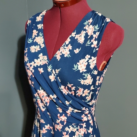 Jessica Howard Blue and Pink Sleeveless V-Neck Sundress Wrap Bodice Top Size 6 - Picture 5 of 7